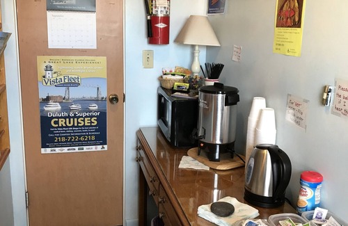 Two Harbors Hotel | Voyageur Motel
