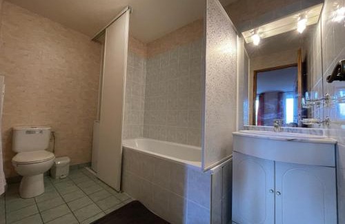 Chuffilly-Roche House | Voyelles