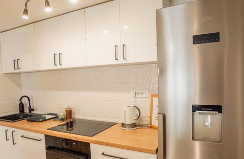 Zvezdara House | VP Apartment - A Forest Retreat in the Heart of the City!