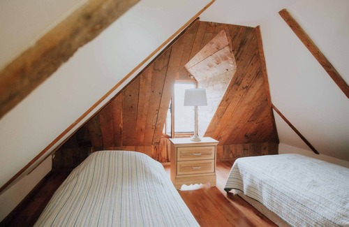 Sainte-Agathe-des-Monts Apartment | Vrbo Property
