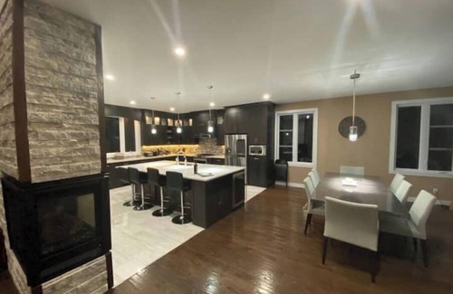 Sainte-Ann-des-Lacs Ski Chalet | Vrbo Property