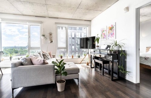 Griffintown Apartment | Vrbo Property