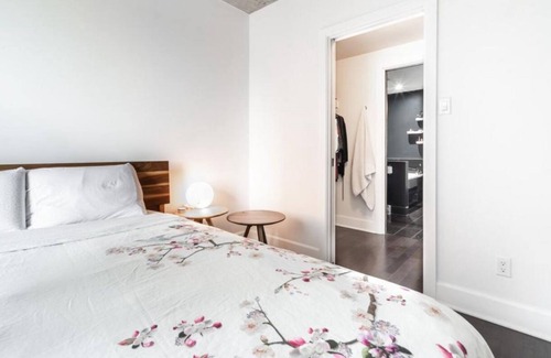 Griffintown Apartment | Vrbo Property