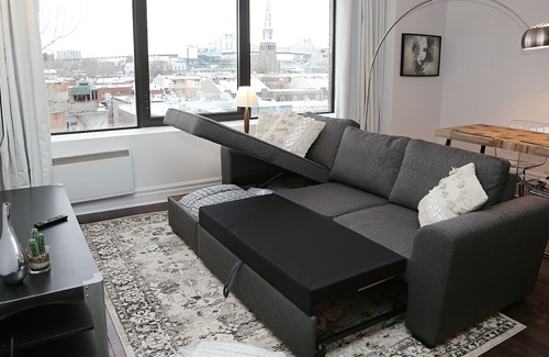 Cite Multimedia Apartment | Vrbo Property