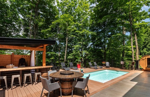 Shefford Bed & Breakfast | Vrbo Property