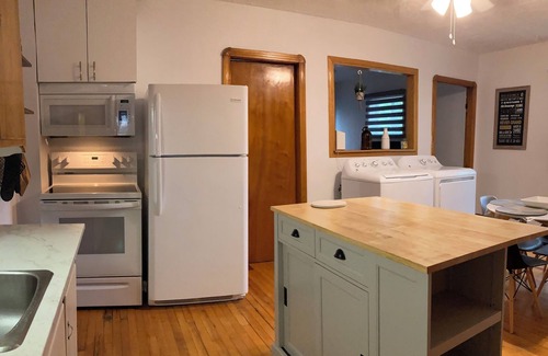 Sherbrooke Apartment | Vrbo Property