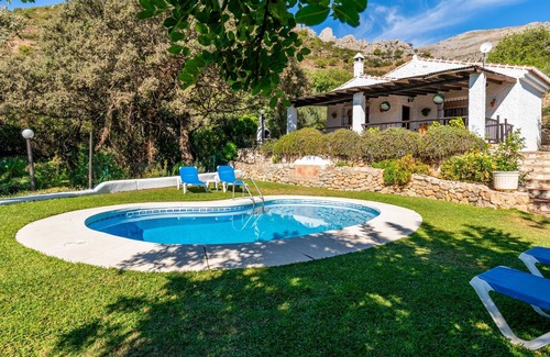 Alora Apartment | Vrbo Property