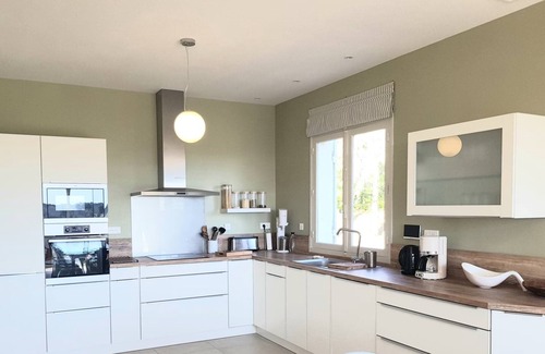 Bergerac Cottage | Vrbo Property