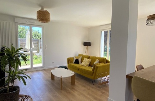 Nazelles-Negron House | Vrbo Property