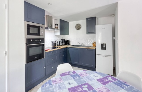 Mauperthuis House | Vrbo Property