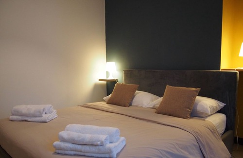Vanchiglia Apartment | Vrbo Property