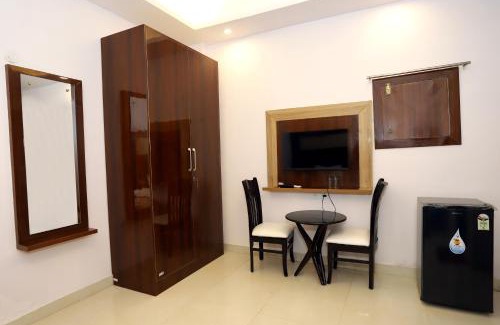 New Delhi Bed & Breakfast | VRINDAVAN GUEST HOUSE