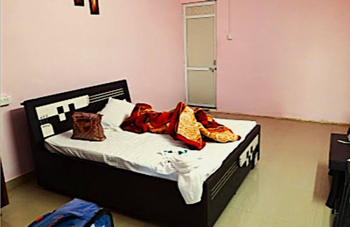Rajpipla Hotel | Vrundavan Village Resort and Home Stay