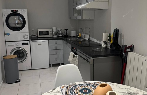 Auray Apartment | Vue Exceptionnelle : 2 Pièces sur le Port de St-goustan