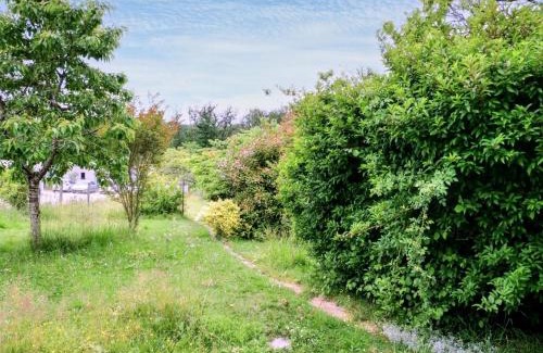 Blois House | Vue imprenable sur la forêt avec jardin et parking
