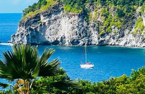 Deshaies Villa | Vue Mer/3Beds/Piscine/wifi/900 mètres de la plage