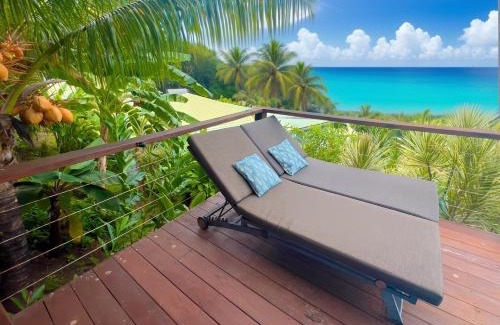 Deshaies Villa | Vue Mer/3Beds/Piscine/wifi/900 mètres de la plage