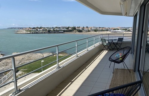 Pontaillac Apartment | Vue mer Pontaillac- Royan 4pers. Parking et Ascenseur