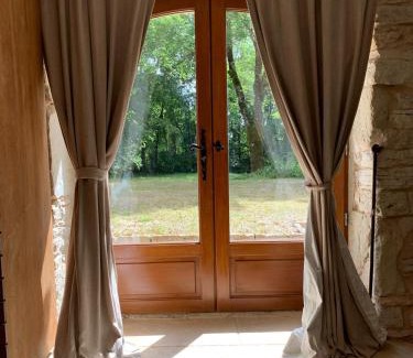 Gindou House | Vue sur Gindou gîte