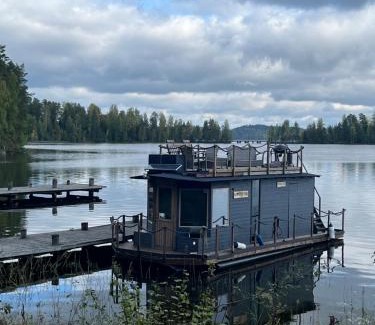 Jaala Villa | Vuolenkosken Helmi - laadukas ympärivuotinen mökki