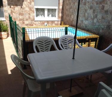 Los Yebenes House | VUT Flor de Romero