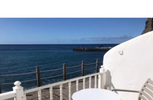 Alojera Apartment | VV YELYMAR. PLAYA DE ALOJERA
