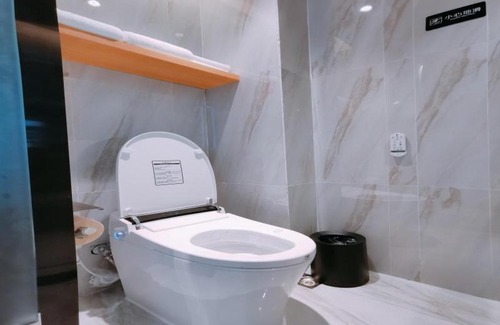 Yingdong District Hotel | VX Hotel Fuyang Railway Station East Beijing Road