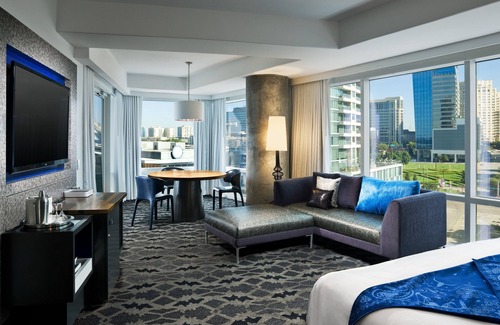 Uptown Hotel | W Dallas