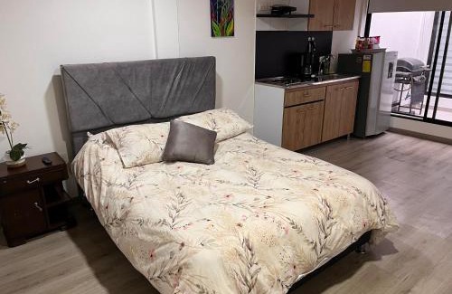 Barrios Unidos Apartment | W living 103