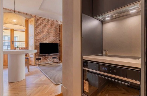 Palacio Apartment | w *| Luxury 1BR at Palacio Real