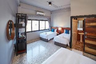 Pom Prap Hotel | W22 by Burasari