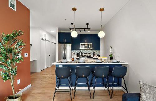 Downtown Minneapolis Apartment | W322 Cozy Luxury 1Bedroom Condo In Downtown Minneapolis, Minutes From Minneapolis Convention Center & US Bank Arena