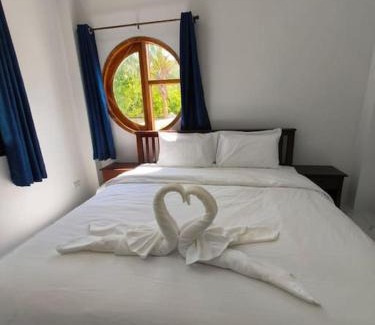 Thong Krut Villa | Waan Samui Pool Villa