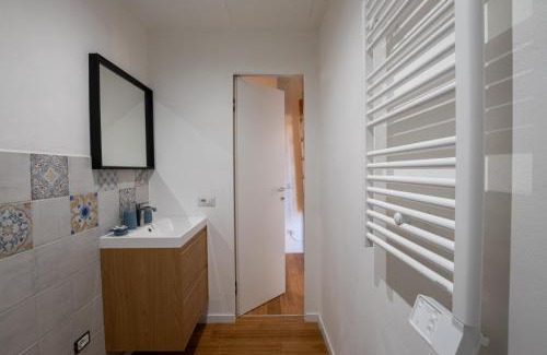 Turro Apartment | Wabi Sabi Studio vicino Metro M1