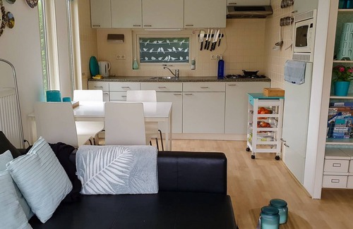 Tzummarum Ski Chalet | Wadden cottage near "the Wadden" and free WiFi