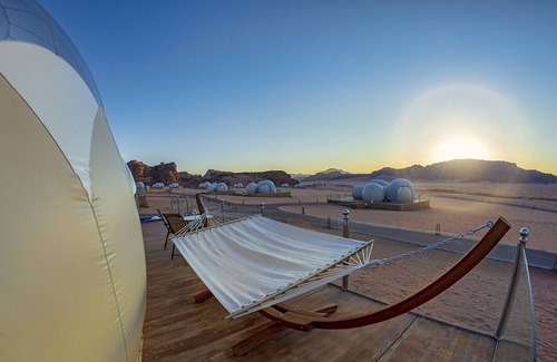 Wadi Rum RV Rental | Wadi Rum Bubble Luxotel - Campsite