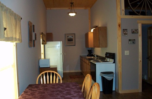Chillicothe Cabin | Wagon Wheel Cabin Rentals Cabin 2