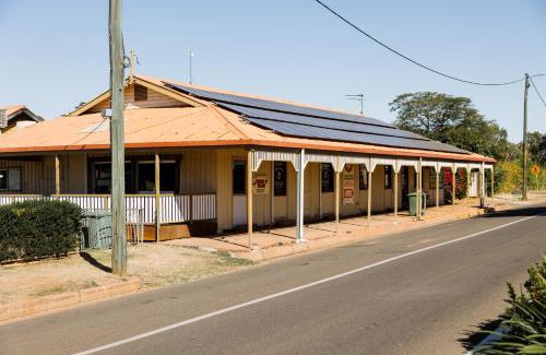 Cloncurry Hotel | Wagon Wheel Motel