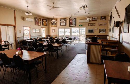 Cloncurry Hotel | Wagon Wheel Motel