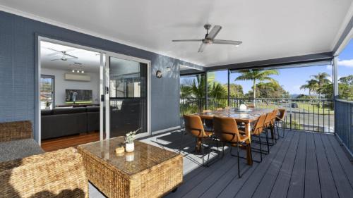 Banksia Beach House | Wagtail At Banksia Beach