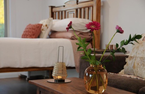 Longford Bed & Breakfast | Wagtail Nest Country Retreat - Longford Vic 3851