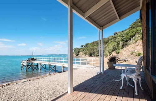Waiheke Island House | Waiheke Waters Edge | Stay Waiheke