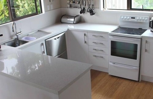 Waihi Beach House | Waihi Beach - Beach Front Bach