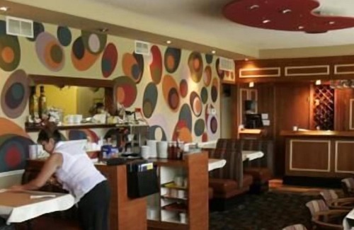 Wainfleet Hotel | Wainfleet Motel & Restaurant