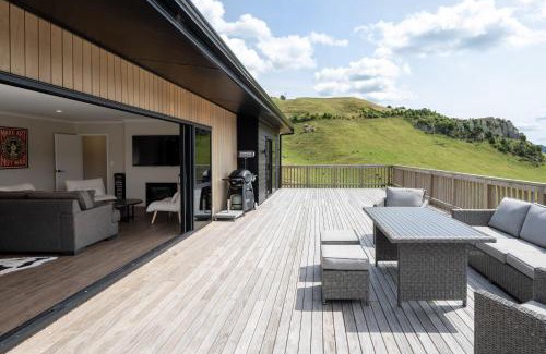 North Island House | Waipamu Lodge - Whakamaru Holiday Home