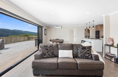 North Island House | Waipamu Lodge - Whakamaru Holiday Home
