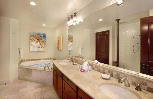 Wailua Apartment | Waipouli Beach Resort Exceptional Condo Pool View Condo