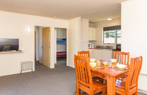 Paihia Cabin | Waitangi Beach Units