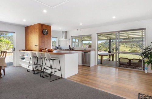 Matapouri House | Waitorupai Retreat 1 - Sandy Bay Holiday Home