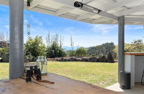 Matapouri House | Waitorupai Retreat 1 - Sandy Bay Holiday Home